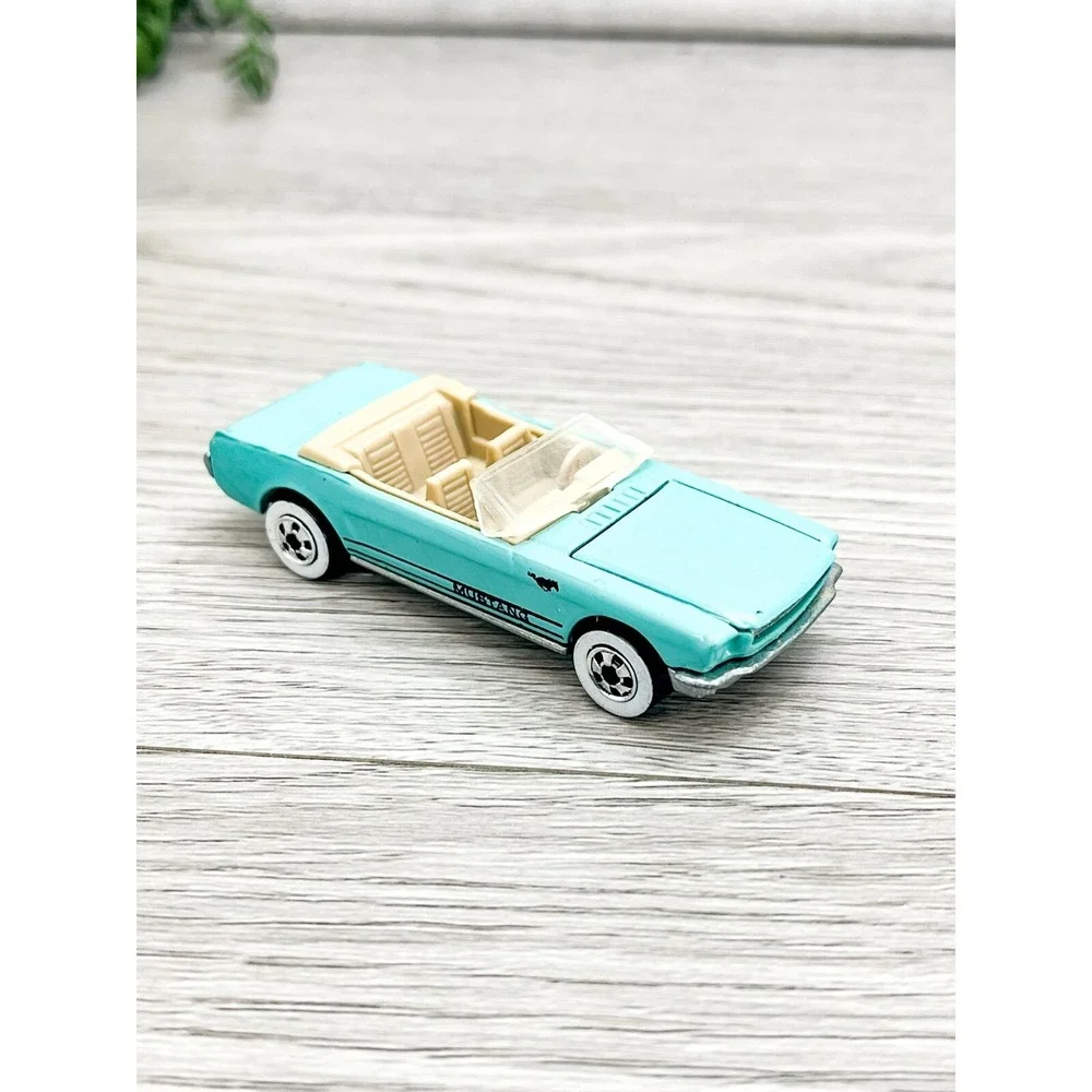 Vintage 1983 Hot Wheels '65‎ Ford Mustang Convertible Blue Diecast Car